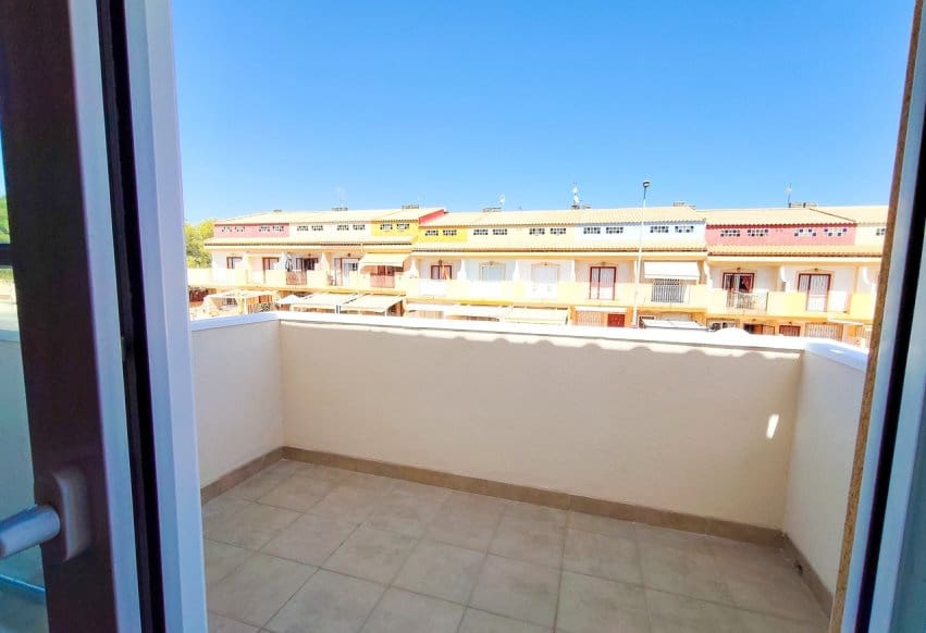 Casa de 2 habitaciones en Orihuela Costa en venta con piscina - 229.900 € (Ref: 10074897)