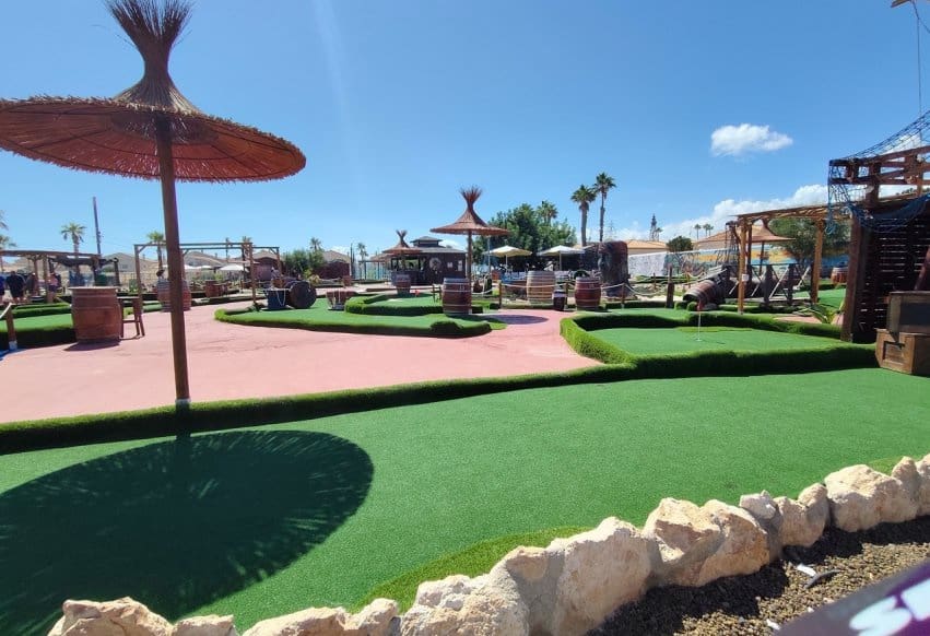 Casa de 2 habitaciones en Orihuela Costa en venta con piscina - 229.900 € (Ref: 10074897)
