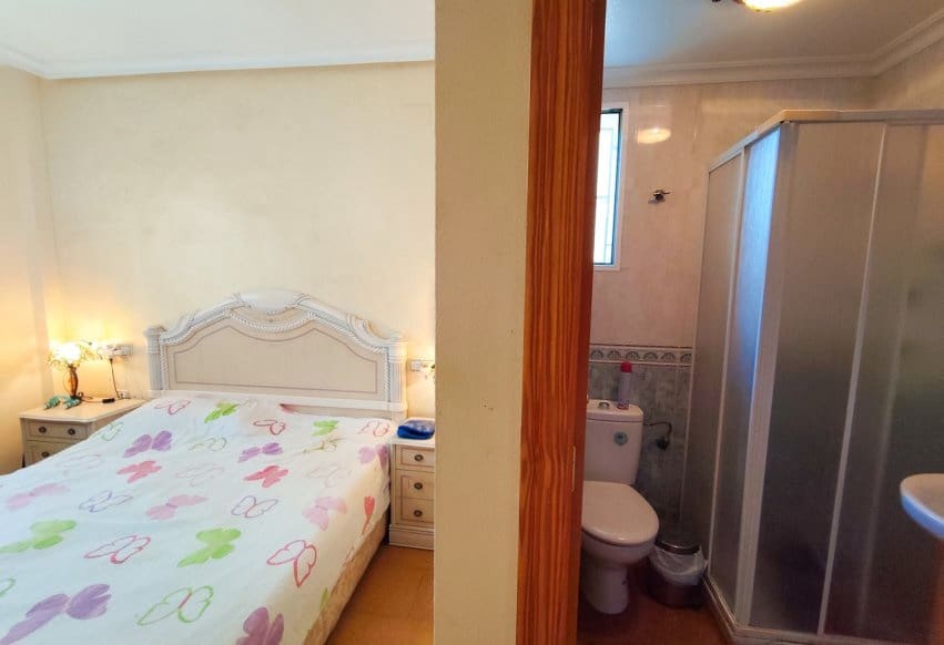 2 sovrum Lägenhet till salu i Cabo Roig med pool - 215 000 € (Ref: 10080377)