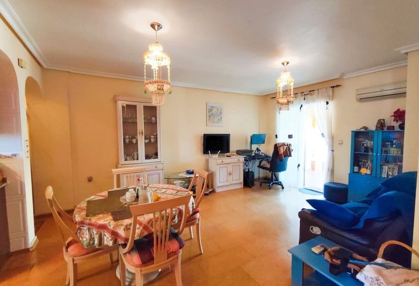 2 sovrum Lägenhet till salu i Cabo Roig med pool - 215 000 € (Ref: 10080377)