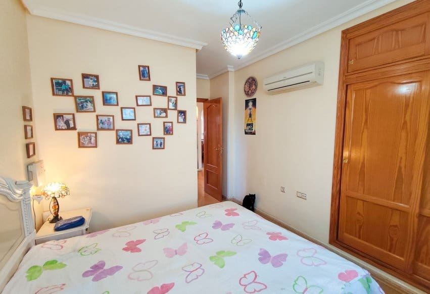 2 sovrum Lägenhet till salu i Cabo Roig med pool - 215 000 € (Ref: 10080377)