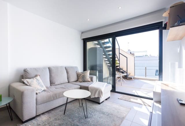 Ático de 2 habitaciones en Villamartin, Orihuela en venta - 298.000 € (Ref: 10080378)