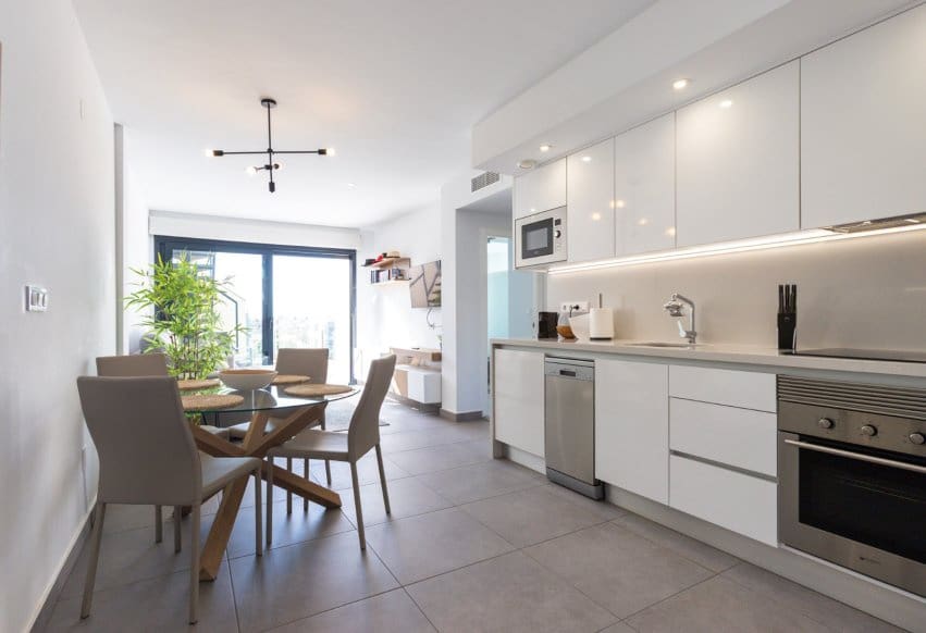 Ático de 2 habitaciones en Villamartin en venta - 298.000 € (Ref: 10080378)