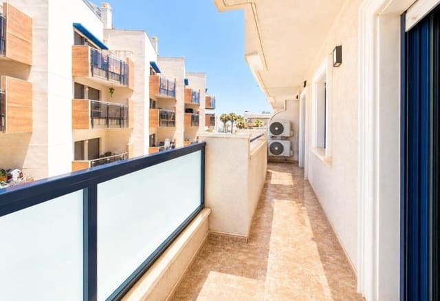 Apartamento Playa de 2 habitaciones en La Regia, Orihuela en venta con piscina - 189.000 € (Ref: 10080379)