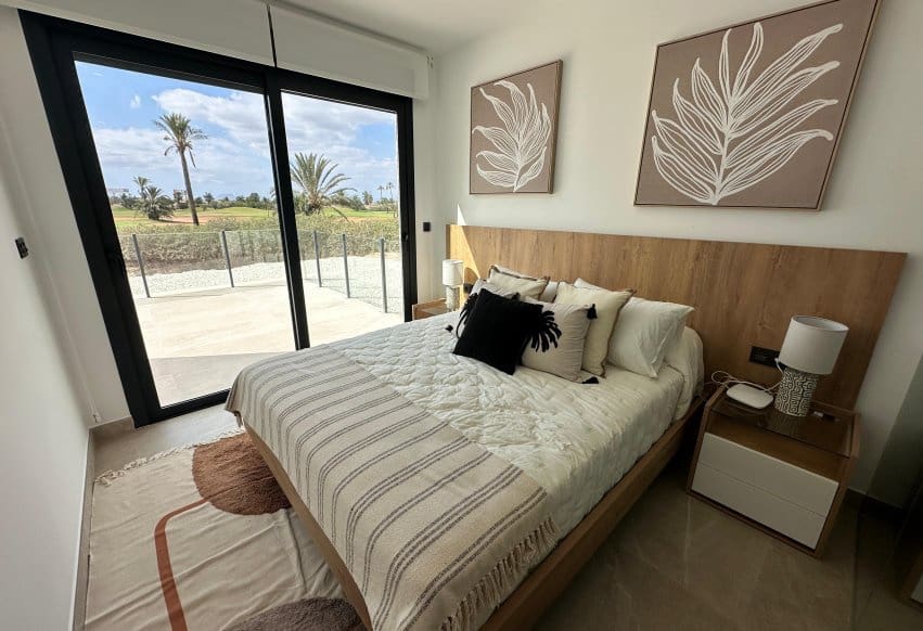 3 quarto Apartamento para venda em Los Alcazares com piscina - 379 000 € (Ref: 10080381)