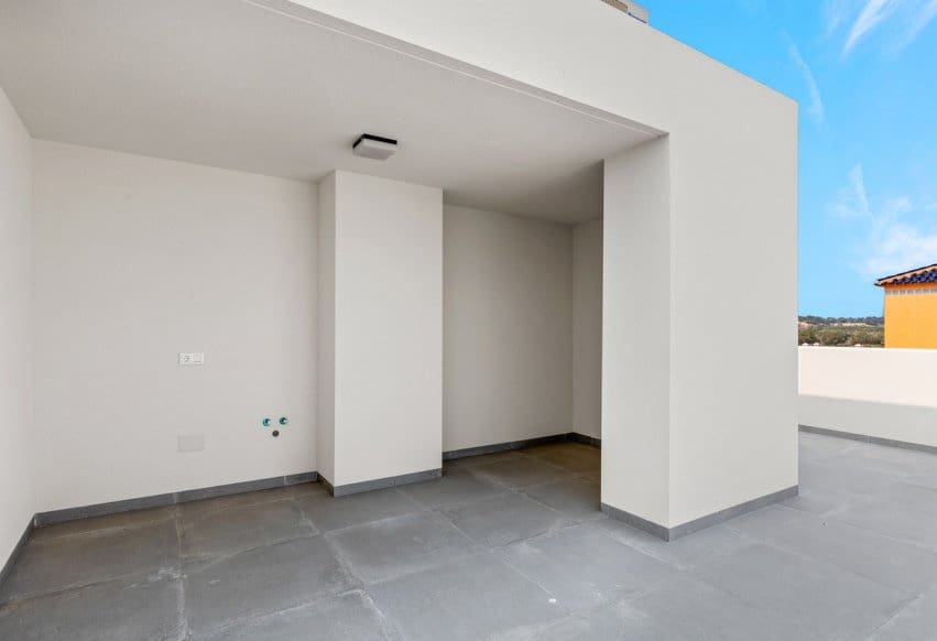 2 soverom Penthouse til salgs i Villamartin med svømmebasseng - € 339 900 (Ref: 10094186)