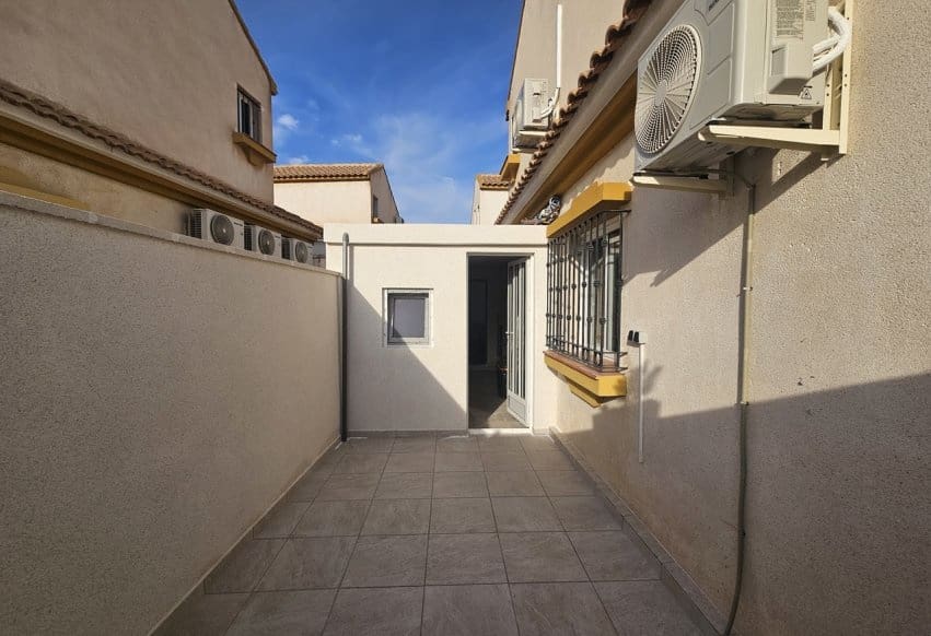 3 soverom Bungalow til salgs i La Zenia med svømmebasseng - € 299 950 (Ref: 10094188)