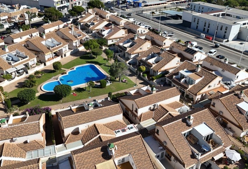 3 soverom Bungalow til salgs i La Zenia med svømmebasseng - € 299 950 (Ref: 10094188)