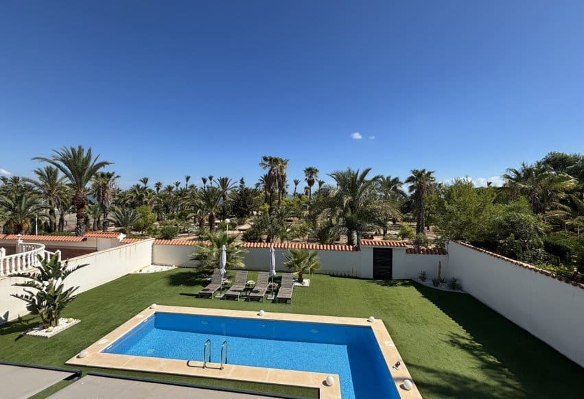 3 soveværelse Villa til salg i Estrella de Mar med swimmingpool garage - € 1.598.000 (Ref: 10095526)