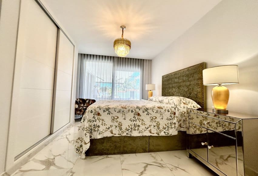 3 soveværelse Villa til salg i Estrella de Mar med swimmingpool garage - € 1.598.000 (Ref: 10095526)
