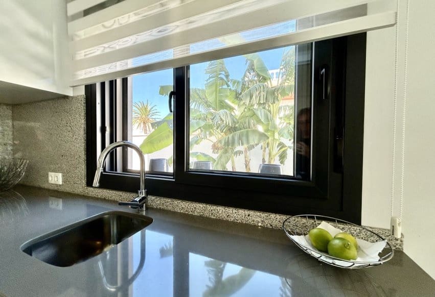 3 soveværelse Villa til salg i Estrella de Mar med swimmingpool garage - € 1.598.000 (Ref: 10095526)