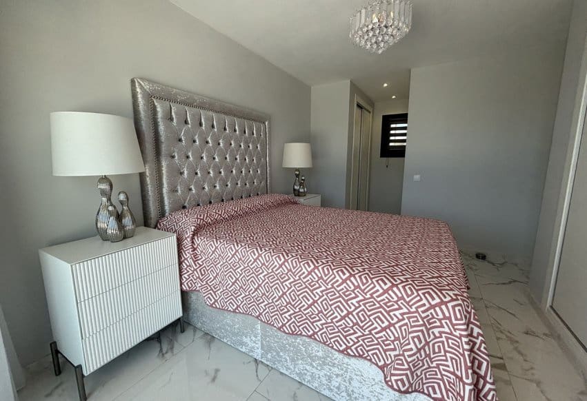 3 soveværelse Villa til salg i Estrella de Mar med swimmingpool garage - € 1.598.000 (Ref: 10095526)