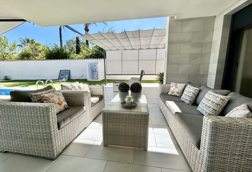 3 soveværelse Villa til salg i Estrella de Mar med swimmingpool garage - € 1.598.000 (Ref: 10095526)