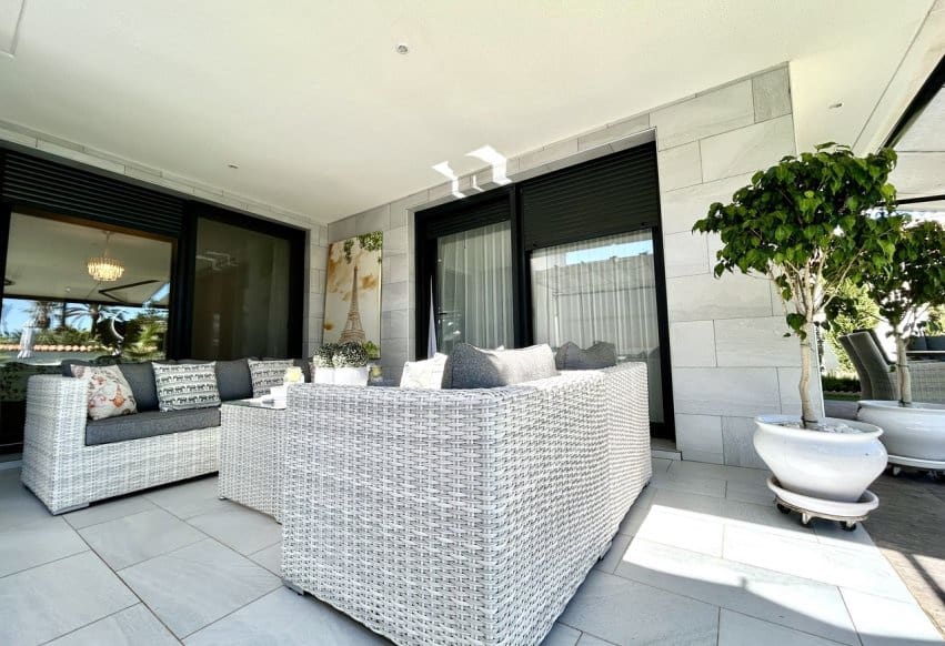 3 soveværelse Villa til salg i Estrella de Mar med swimmingpool garage - € 1.598.000 (Ref: 10095526)