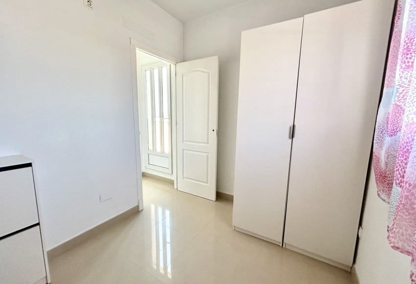 4 soveværelse Byhus til salg i Formentera del Segura med swimmingpool garage - € 229.995 (Ref: 10095527)