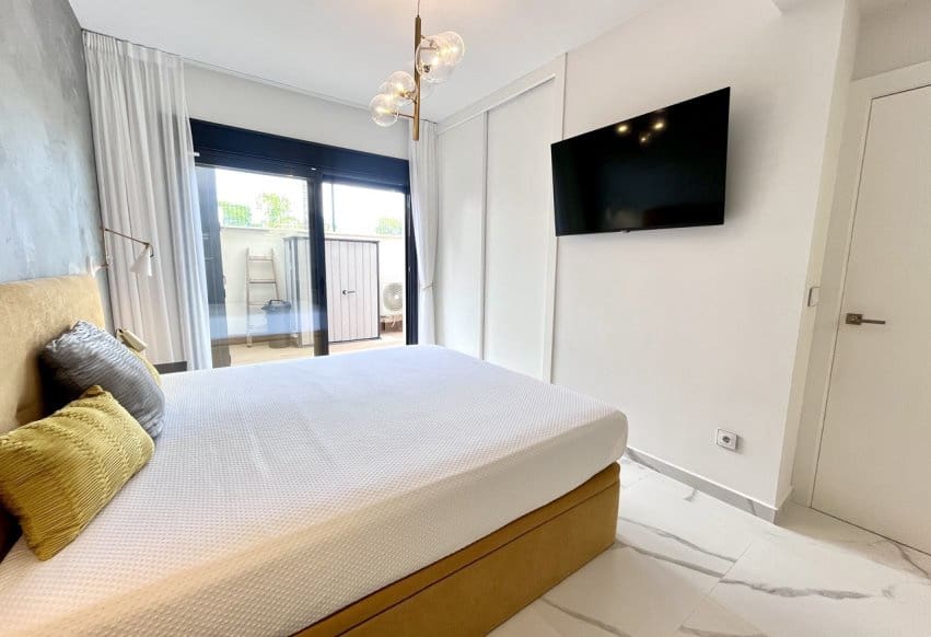 2 chambre Appartement à vendre à San Miguel de Salinas avec piscine garage - 329 900 € (Ref: 10097447)
