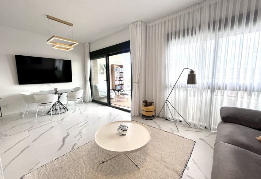 2 chambre Appartement à vendre à San Miguel de Salinas avec piscine garage - 329 900 € (Ref: 10097447)
