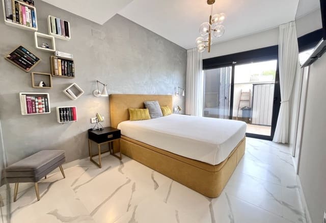2 chambre Appartement à vendre à San Miguel de Salinas avec piscine garage - 329 900 € (Ref: 10097447)