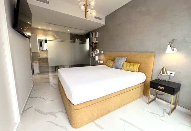 2 chambre Appartement à vendre à San Miguel de Salinas avec piscine garage - 329 900 € (Ref: 10097447)