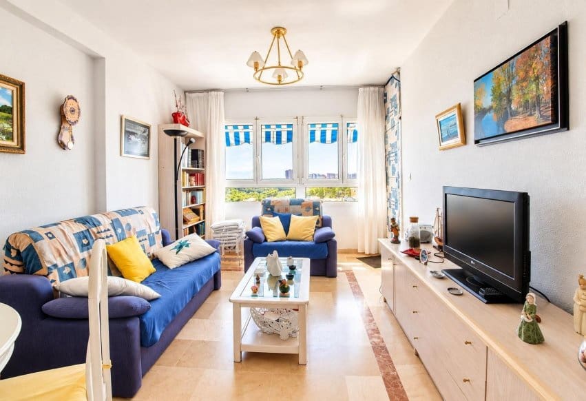 1 makuuhuone Ranta-asunto myytävänä paikassa Orihuela Costa mukana uima-altaan 
autotalli - 154 000 € (Ref: 10097661)