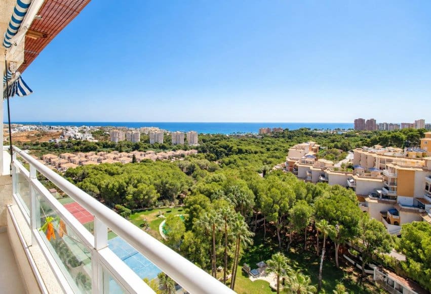 1 makuuhuone Ranta-asunto myytävänä paikassa Orihuela Costa mukana uima-altaan 
autotalli - 154 000 € (Ref: 10097661)