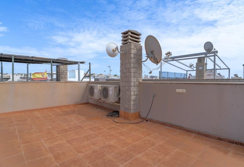 3 Zimmer Haus zu verkaufen in Torrevieja mit Pool Garage - 294.900 € (Ref: 10131004)
