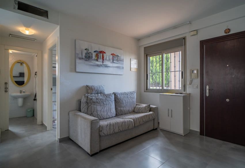 3 Zimmer Haus zu verkaufen in Torrevieja mit Pool Garage - 294.900 € (Ref: 10131004)