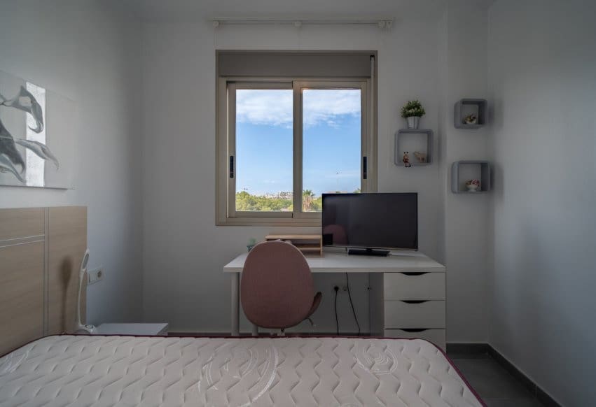 3 Zimmer Haus zu verkaufen in Torrevieja mit Pool Garage - 294.900 € (Ref: 10131004)