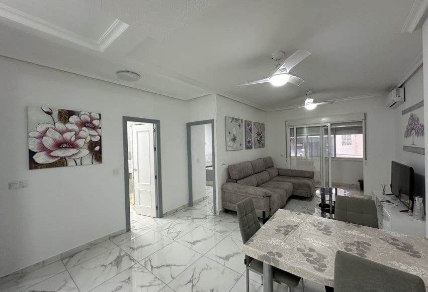 2 sypialnia Apartament przy plaży na sprzedaż w Torrevieja - 184 950 € (Ref: 10153322)