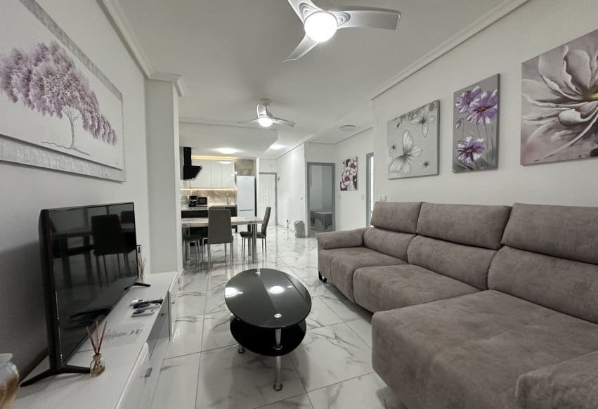 2 sypialnia Apartament przy plaży na sprzedaż w Torrevieja - 184 950 € (Ref: 10153322)