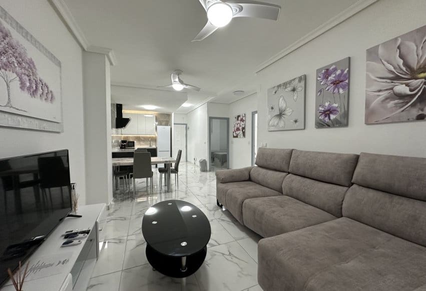 2 sypialnia Apartament przy plaży na sprzedaż w Torrevieja - 184 950 € (Ref: 10153322)