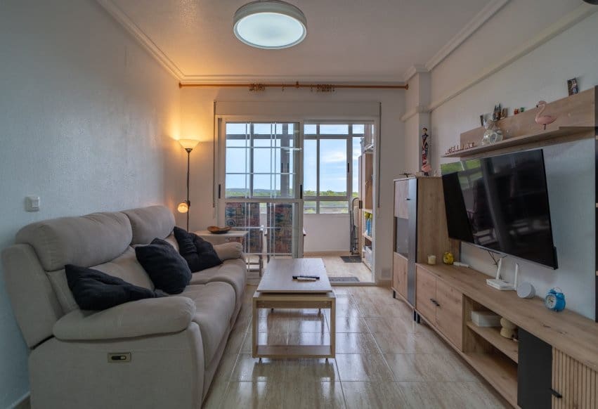 3 bedroom Apartment for sale in Torrevieja with pool - € 154,900 (Ref: 10158797)