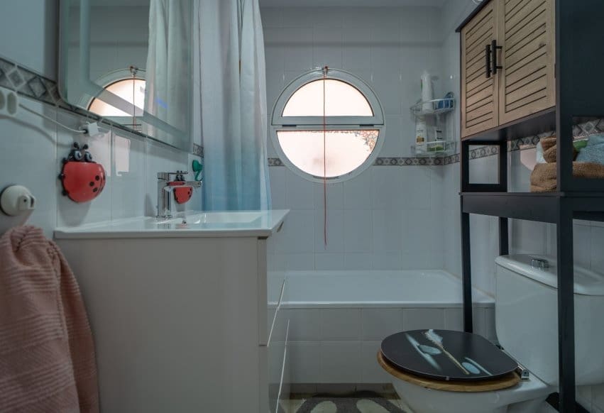 3 bedroom Apartment for sale in Torrevieja with pool - € 154,900 (Ref: 10158797)