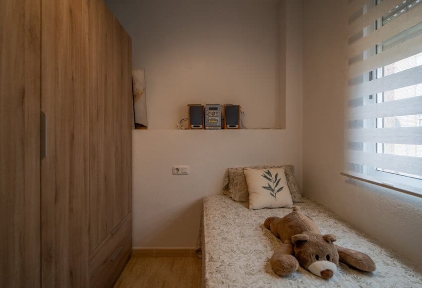 3 bedroom Apartment for sale in Torrevieja with pool - € 154,900 (Ref: 10158797)