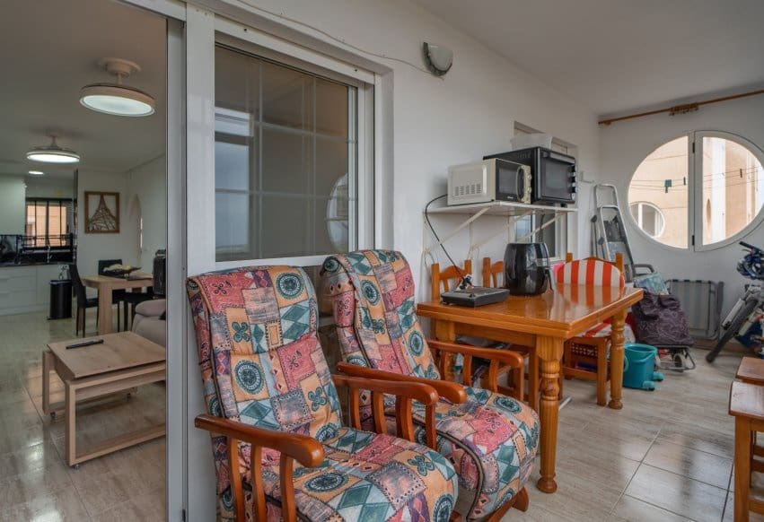 3 bedroom Apartment for sale in Torrevieja with pool - € 154,900 (Ref: 10158797)