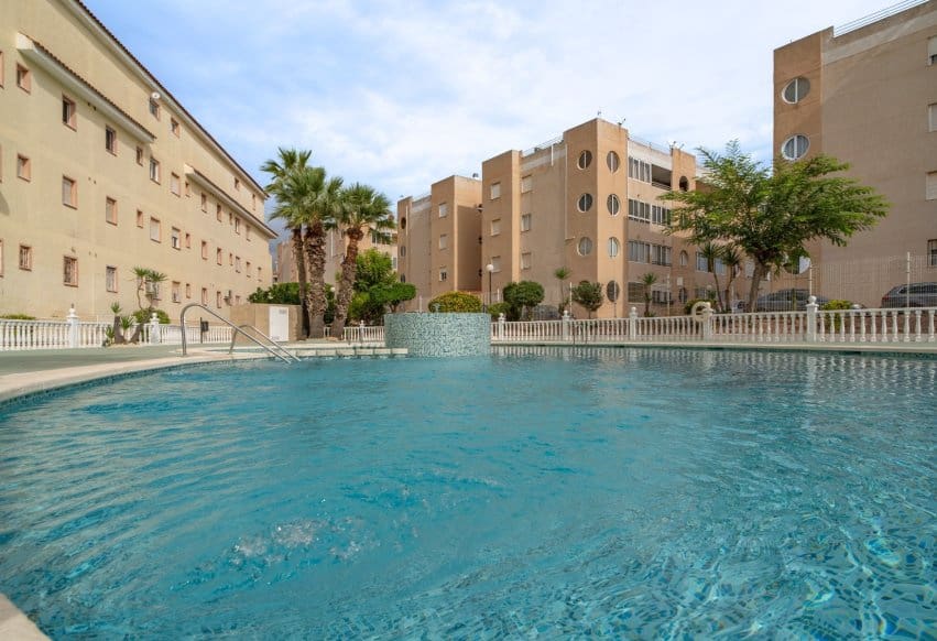 3 bedroom Apartment for sale in Torrevieja with pool - € 154,900 (Ref: 10158797)