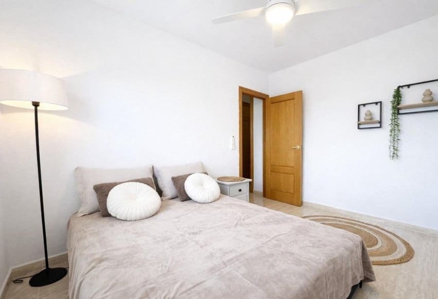 Casa de 3 habitaciones en Campoamor en venta con piscina - 359.000 € (Ref: 10167538)