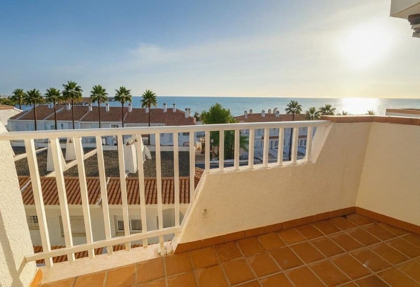 Casa de 3 habitaciones en Campoamor en venta con piscina - 359.000 € (Ref: 10167538)