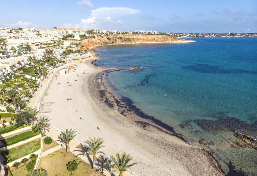Casa de 3 habitaciones en Campoamor en venta con piscina - 359.000 € (Ref: 10167538)