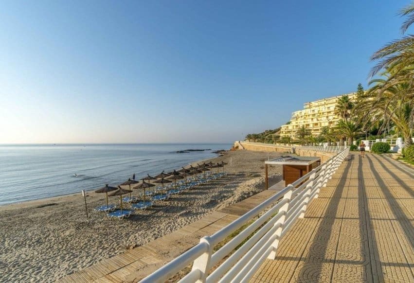 Casa de 3 habitaciones en Campoamor en venta con piscina - 359.000 € (Ref: 10167538)