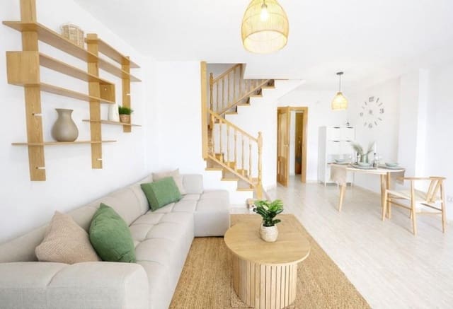 Casa de 3 habitaciones en Campoamor, Orihuela en venta con piscina - 359.000 € (Ref: 10167538)