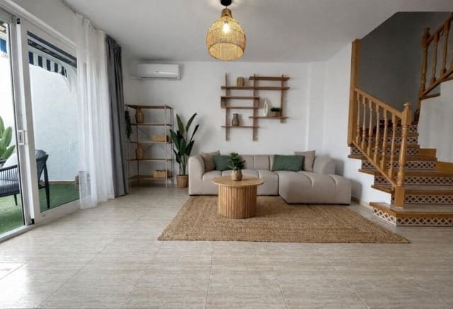 Casa de 3 habitaciones en Campoamor, Orihuela en venta con piscina - 359.000 € (Ref: 10167538)