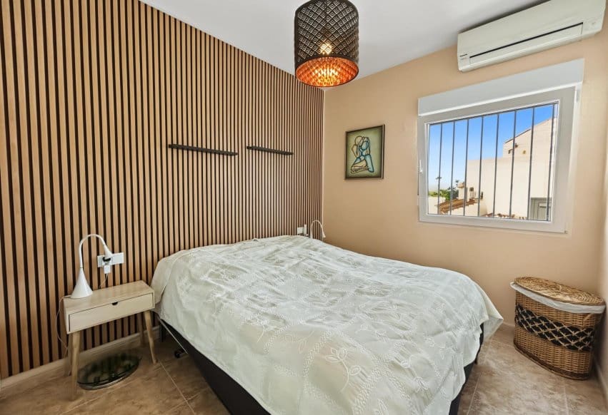 2 soveværelse Bungalow til salg i Orihuela Costa med swimmingpool - € 193.900 (Ref: 10167539)