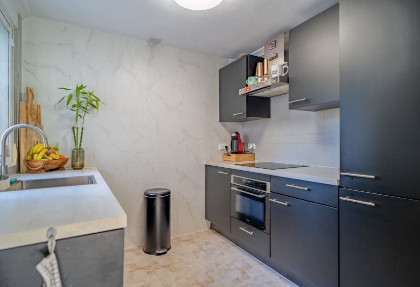 4 soveværelse Byhus til salg i Filipinas med swimmingpool garage - € 429.000 (Ref: 10175924)