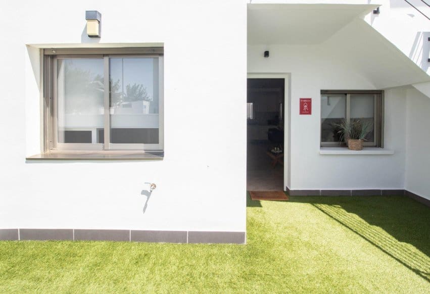2 soveværelse Bungalow til salg i Torre de la Horadada med swimmingpool - € 293.900 (Ref: 10181982)