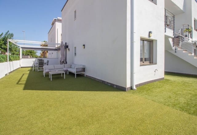 2 soveværelse Bungalow til salg i Torre de la Horadada, Pilar de la Horadada med swimmingpool - € 293.900 (Ref: 10181982)