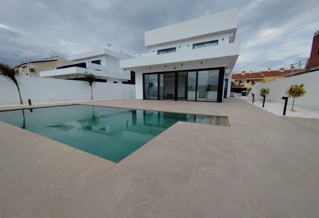 3 bedroom Villa for sale in San Juan de Alicante / Sant Joan d'Alacant with pool - € 950,000 (Ref: 7159052)