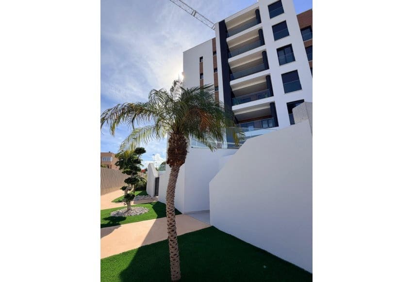 3 bedroom Apartment for sale in Pilar de la Horadada with pool garage - € 325,000 (Ref: 8544115)
