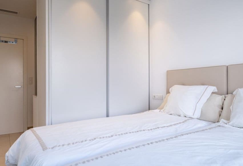 2 sypialnia Penthouse na sprzedaż w Orihuela Costa z basenem garażem - 350 000 € (Ref: 8661572)