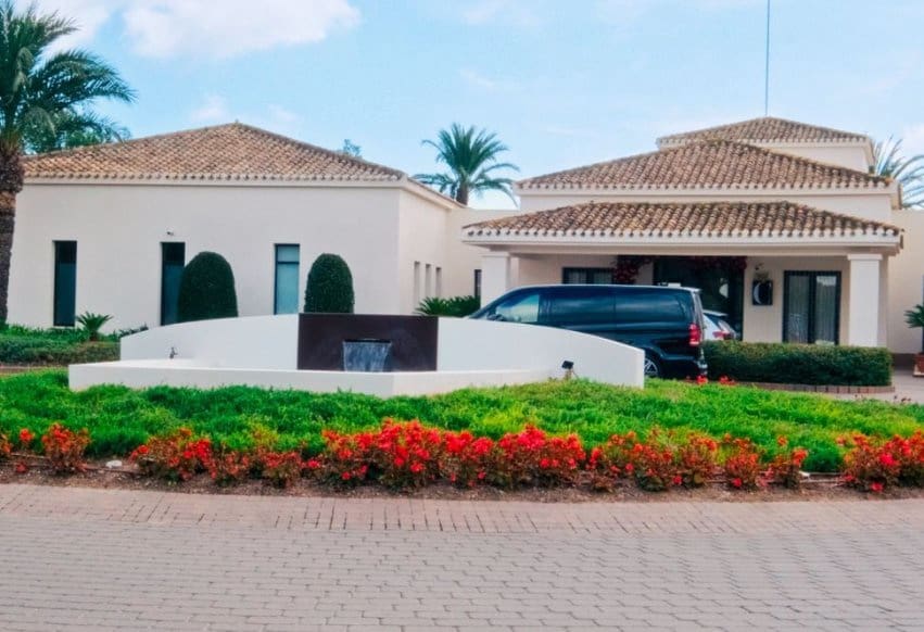 2 sypialnia Penthouse na sprzedaż w Orihuela Costa z basenem garażem - 350 000 € (Ref: 8661572)